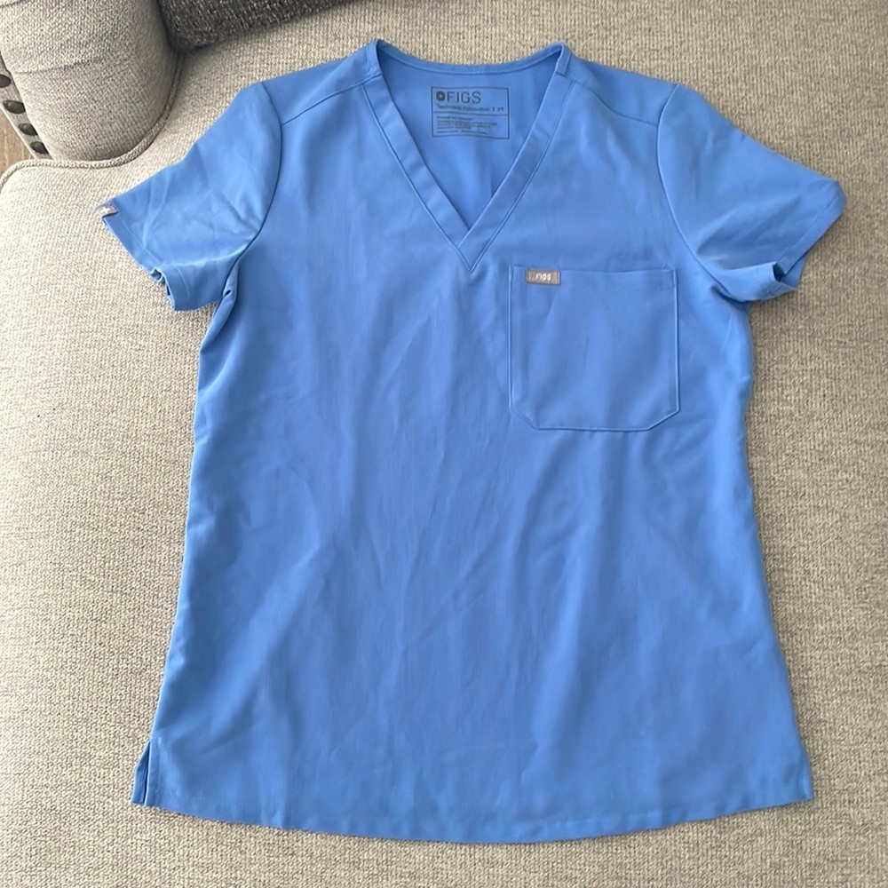 FIGS Catarina Vneck Scrub top ceil blue